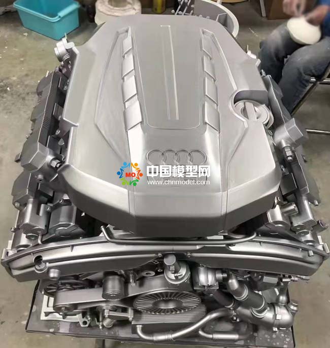 奧迪V8發(fā)動(dòng)機(jī)模型
